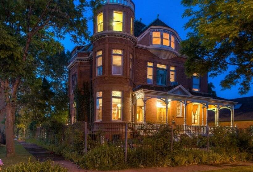 هتل Lumber Baron Inn