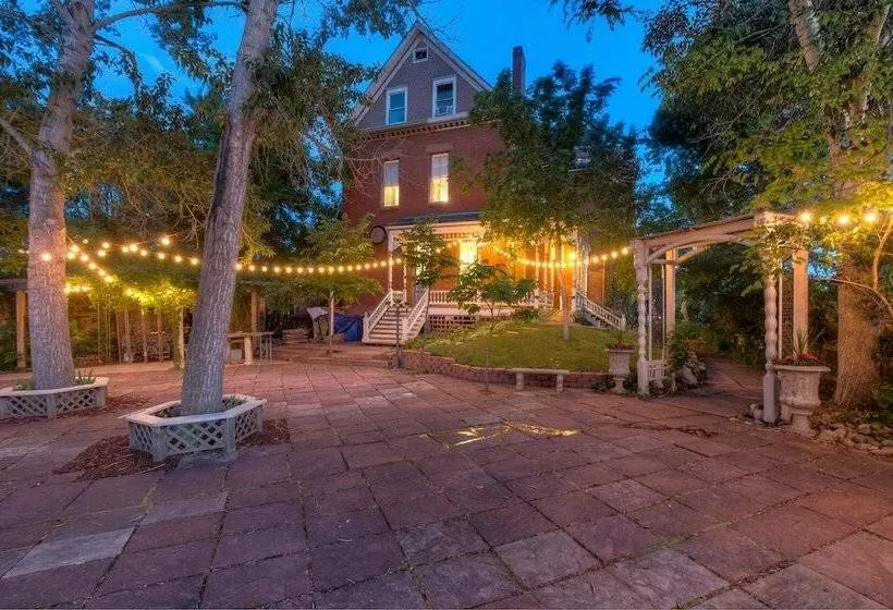 호텔 Lumber Baron Inn