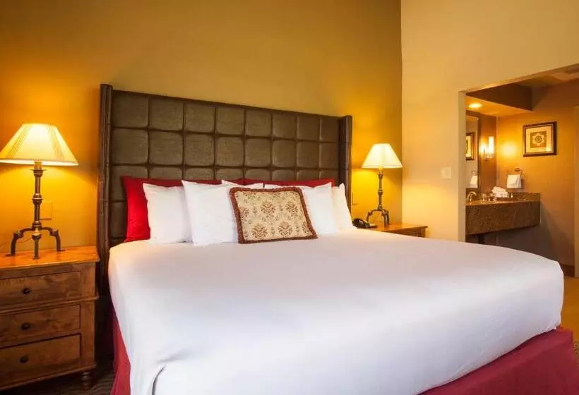 Отель The Lodge At Ventana Canyon