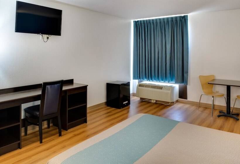 Motel 6 Richmond, In