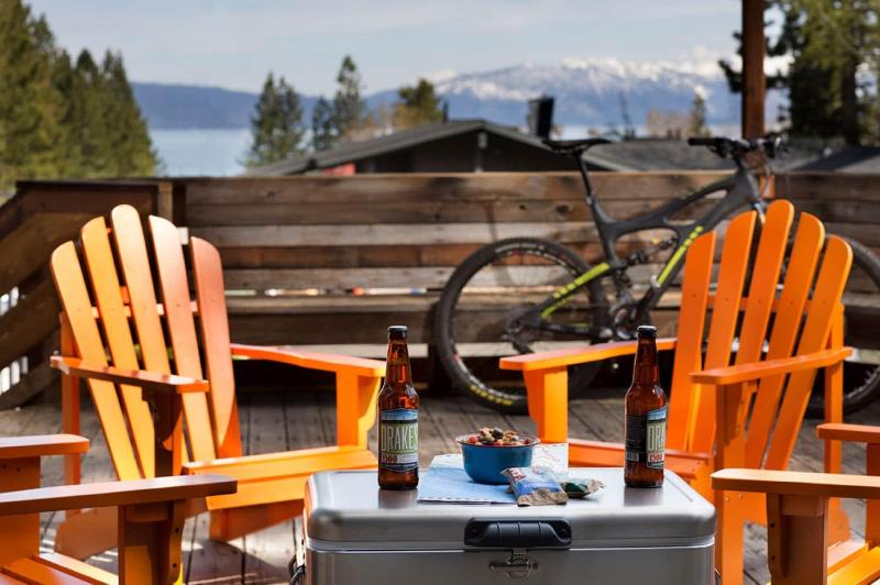 مُتل Basecamp Tahoe City