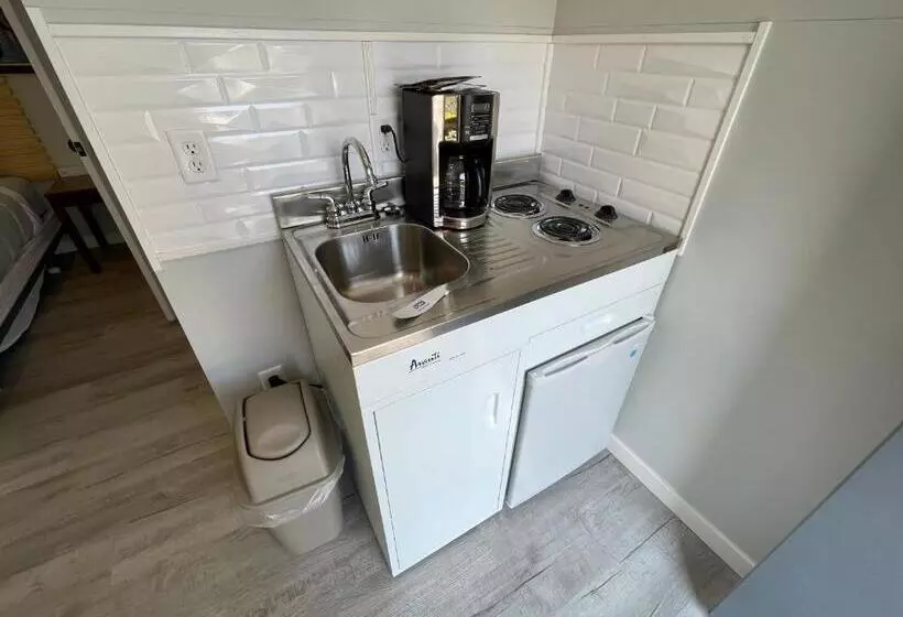 모텔 Lake Bluff Inn And Suites