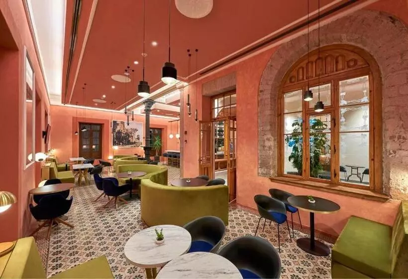 Hotelli City Centro By Marriott San Luis Potosi