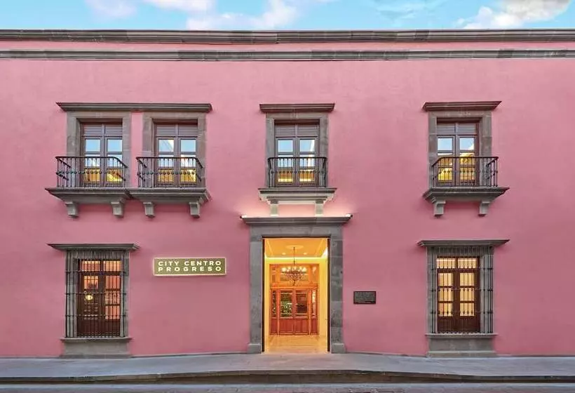 Hotelli City Centro By Marriott San Luis Potosi