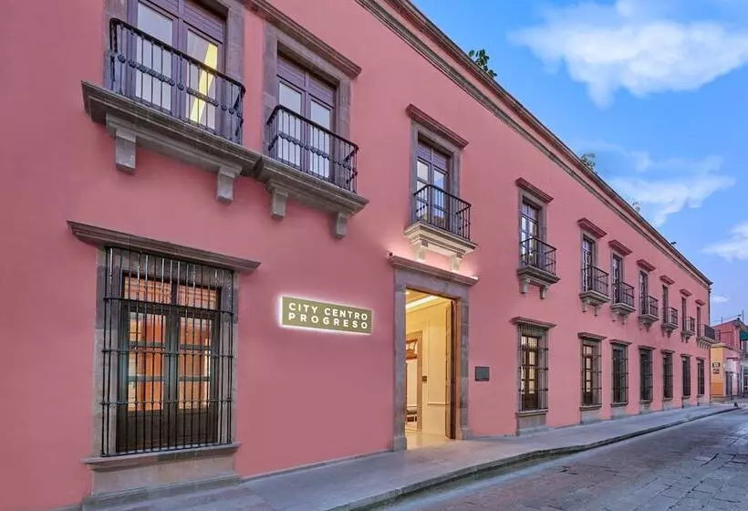 Hotelli City Centro By Marriott San Luis Potosi