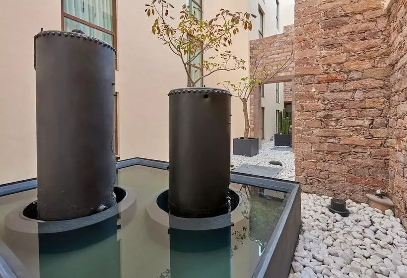 Hotelli City Centro By Marriott San Luis Potosi