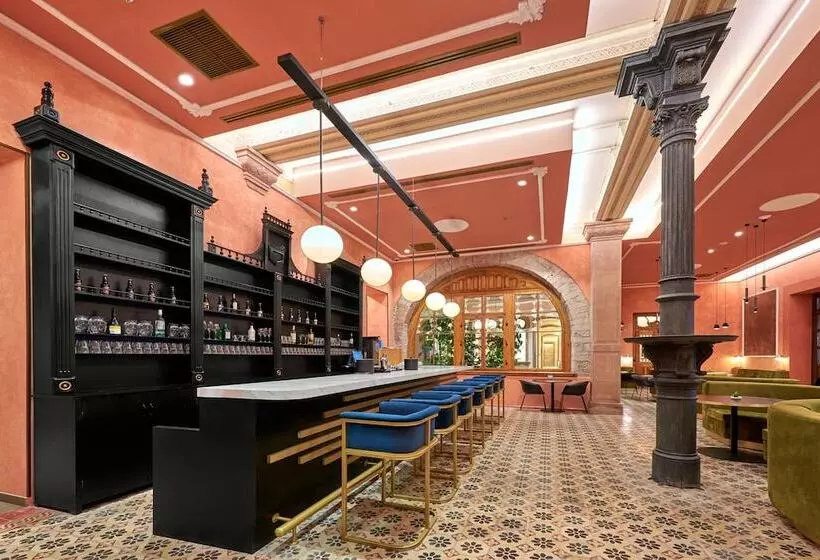 Hotelli City Centro By Marriott San Luis Potosi