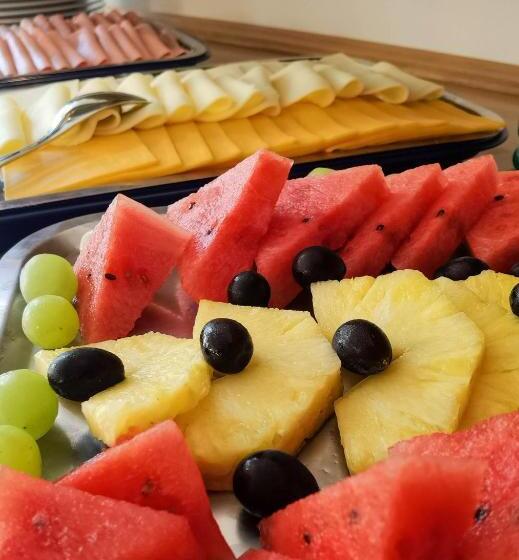 فندق Landhaus Zell Am See