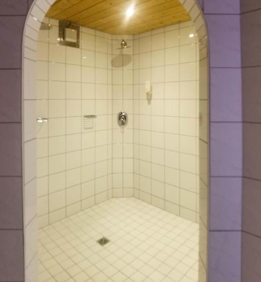 فندق Landhaus Zell Am See