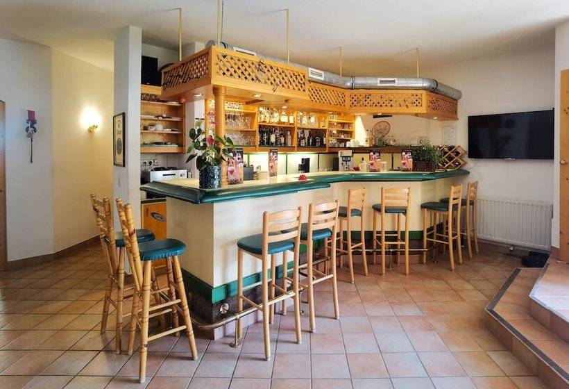 فندق Landhaus Zell Am See