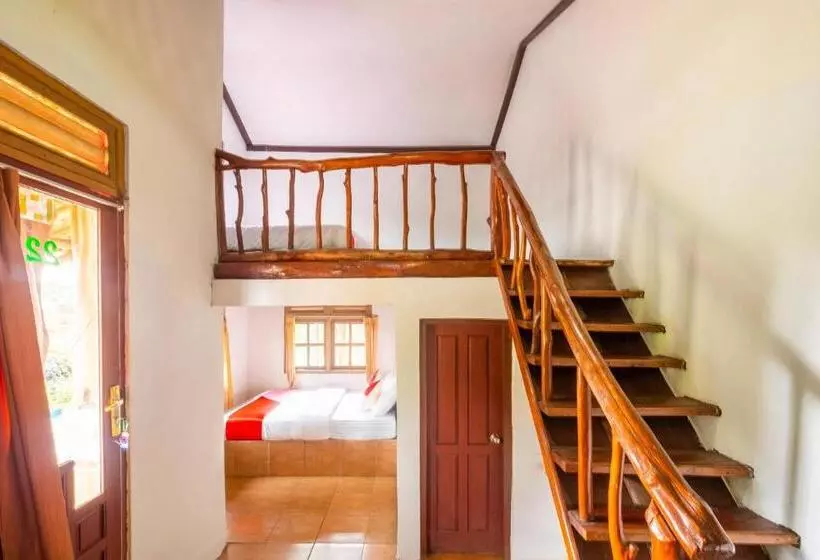Hotelli Oyo 2278 Cikidang Hunting Resort