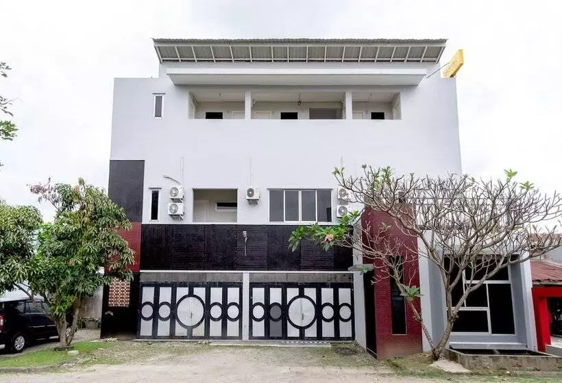 ホテル Spot On 2272 Citra Arcade Residence Syariah
