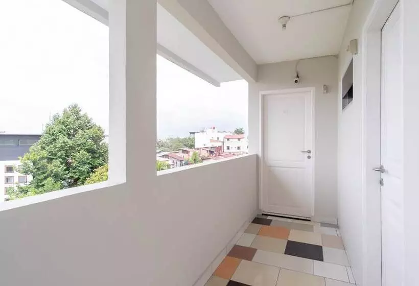 ホテル Spot On 2272 Citra Arcade Residence Syariah