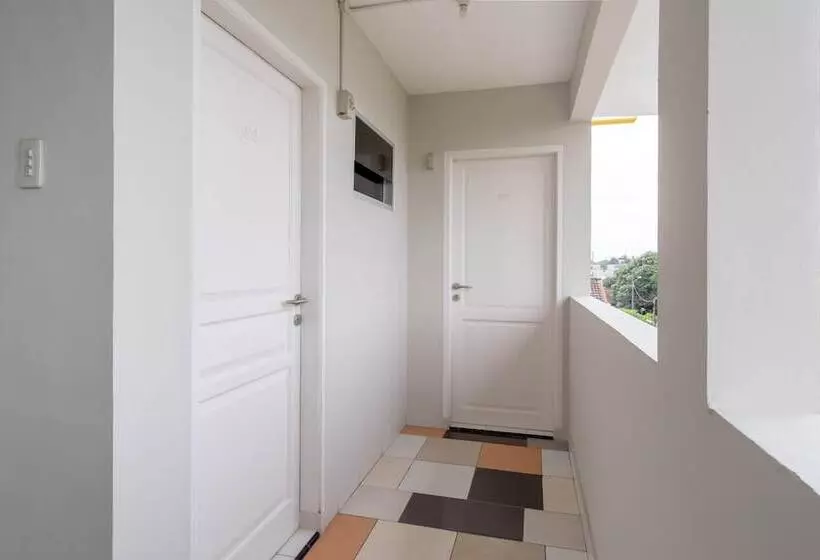 ホテル Spot On 2272 Citra Arcade Residence Syariah