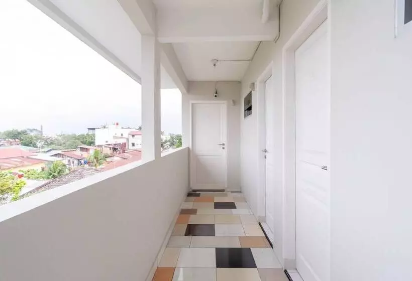 ホテル Spot On 2272 Citra Arcade Residence Syariah
