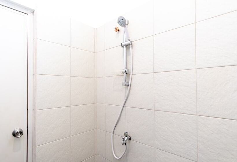 בית מלון כפרי Spot On 2272 Citra Arcade Residence Syariah