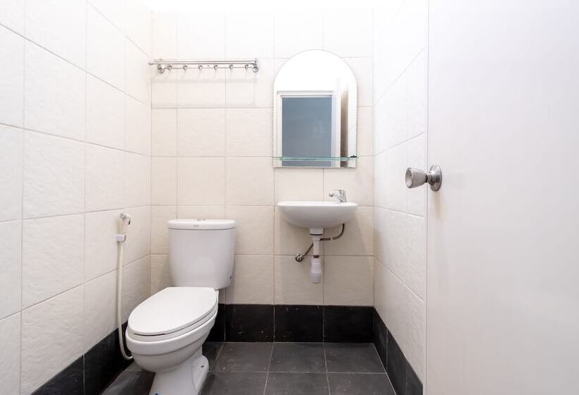 בית מלון כפרי Spot On 2272 Citra Arcade Residence Syariah