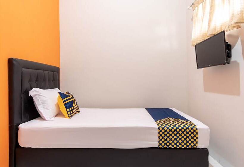 בית מלון כפרי Spot On 2272 Citra Arcade Residence Syariah