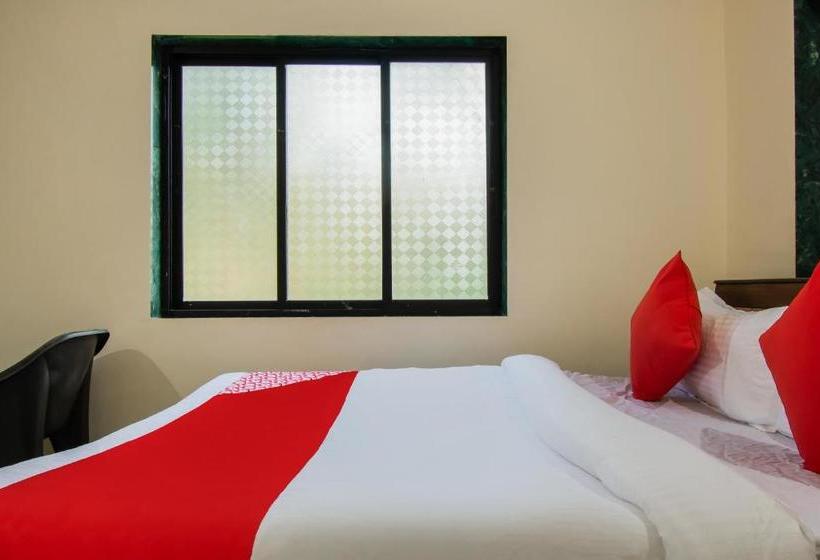 Hotel Oyo 62729 Dg Resort