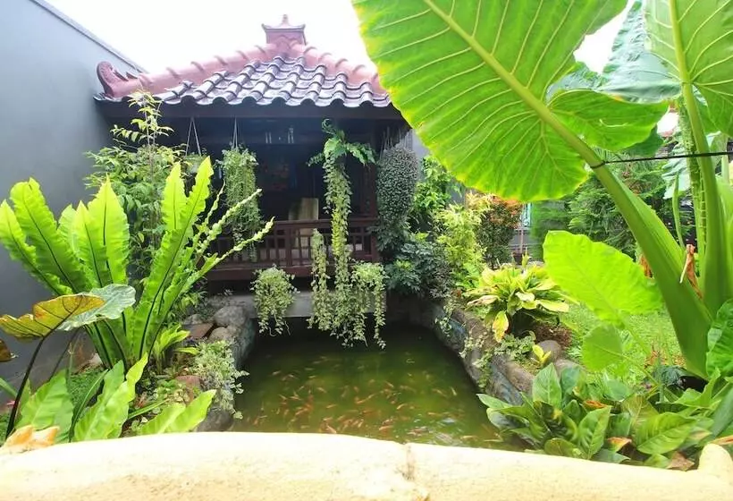 ホテル Reddoorz Syariah Near Rs Advent Bandar Lampung