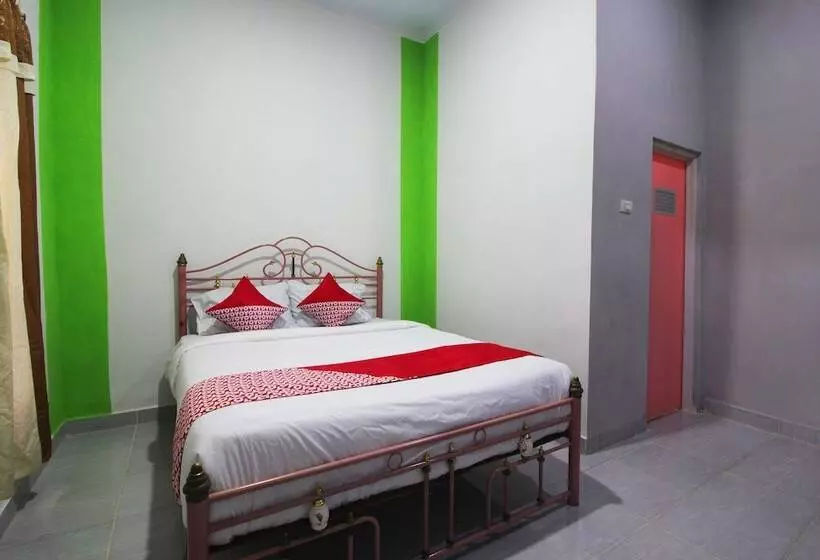 ホテル Reddoorz Syariah Near Rs Advent Bandar Lampung