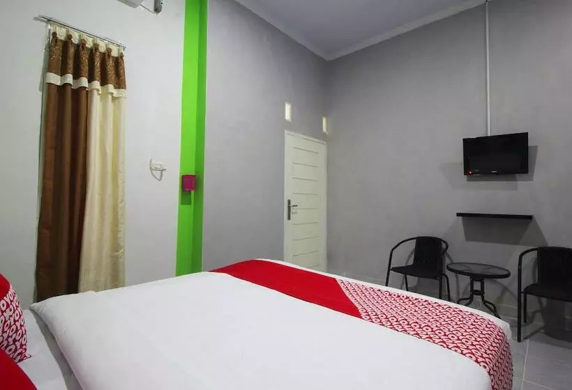 ホテル Reddoorz Syariah Near Rs Advent Bandar Lampung
