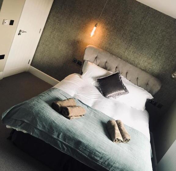 酒店 The Station Restaurant & Bar