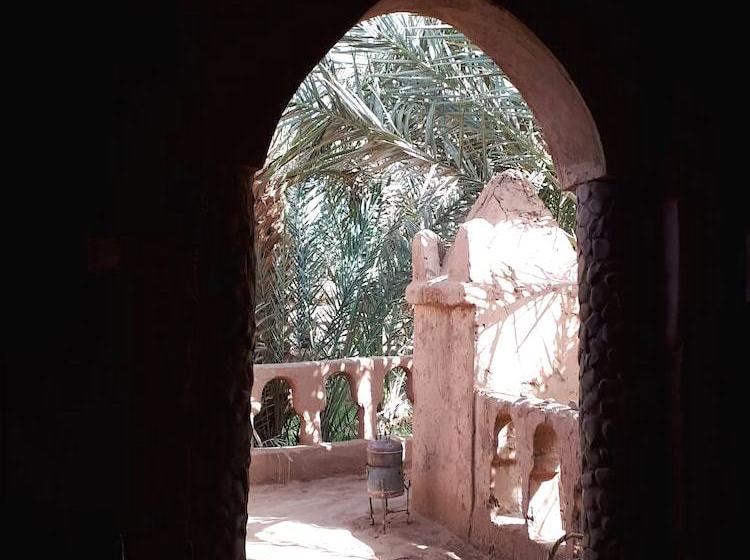 Hotel The Palm Grove