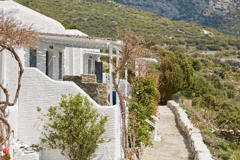 Agnanti Andros Apartments