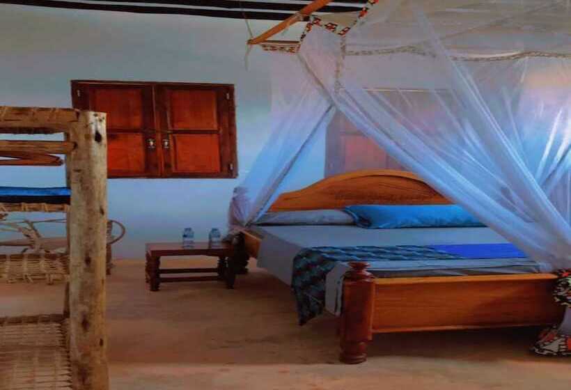 تختخواب و صبحانه Blue Roof Lodge Jambiani