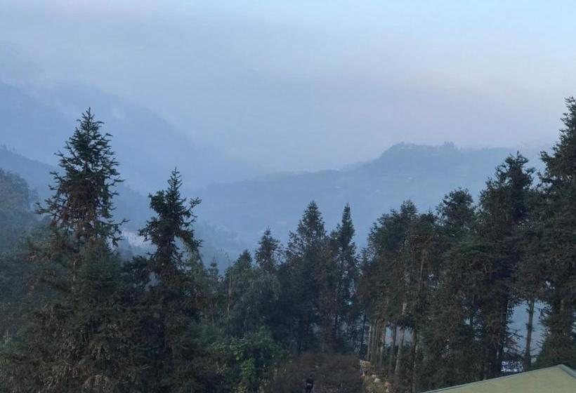 Pensjonat Misty Hostel Sapa