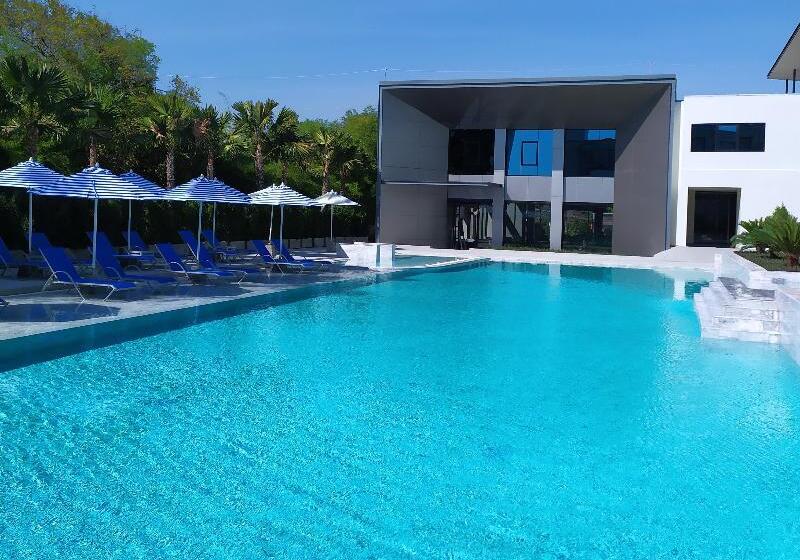 Seabed Grand Hotel Phuket Sha Extra Plus