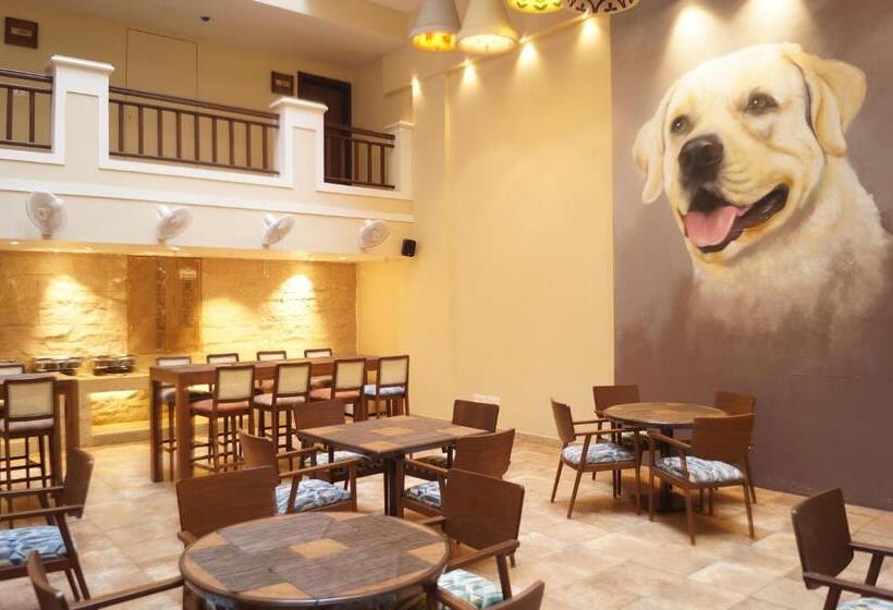 فندق Sharayu One