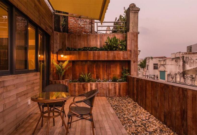 בית מלון כפרי Wander Hostel