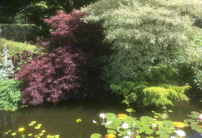 צימר Woodlands Cottage Farm