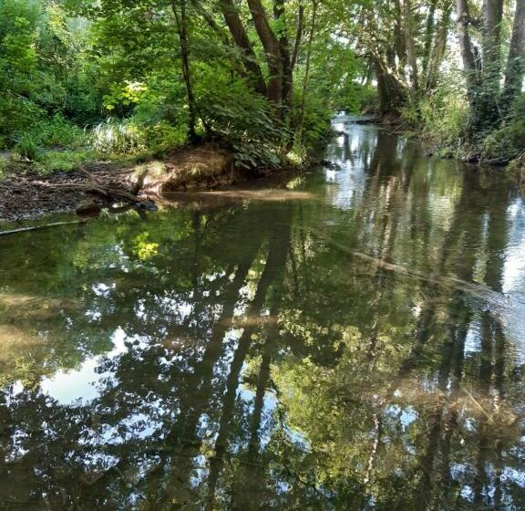 צימר Woodlands Cottage Farm