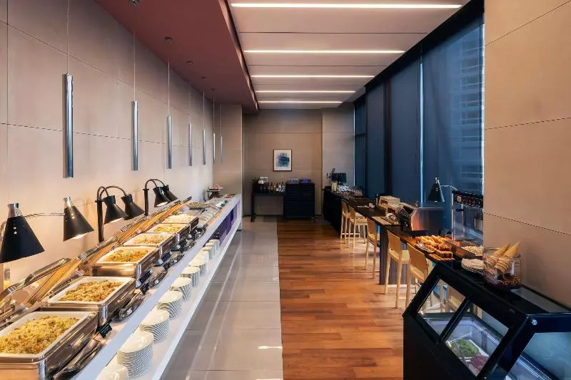 ホテル Courtyard By Marriott Suwon