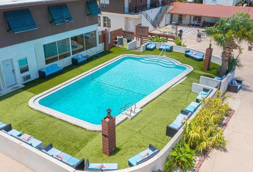 בית מלון כפרי Banana Peel Lodge