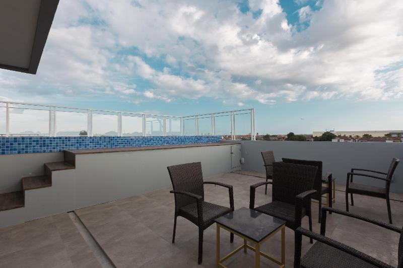 호텔 Boutique Residence Kuta Managed By The Sun Boutique