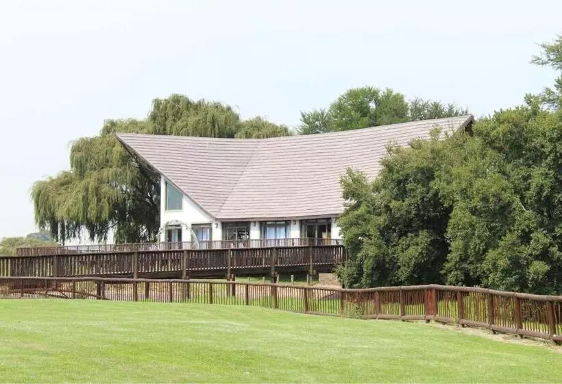 ホテル Umuzi Lodge