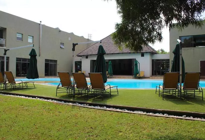 ホテル Umuzi Lodge