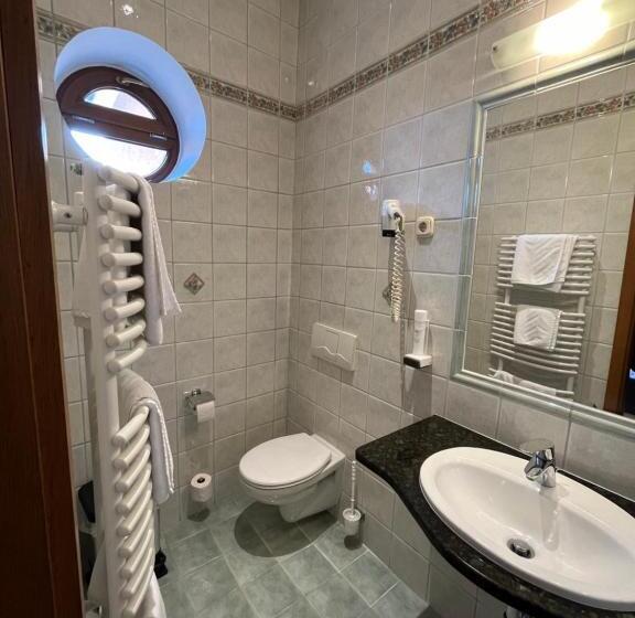 فندق Wagner Vendégudvar Panzió