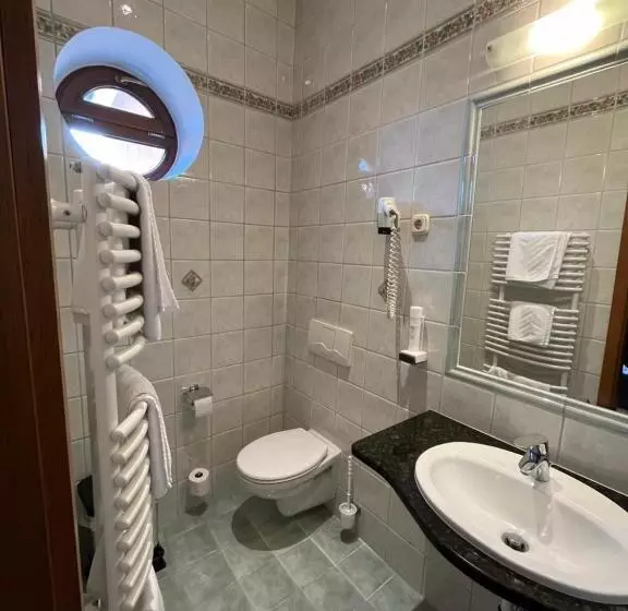 ホテル Wagner Vendégudvar Panzió