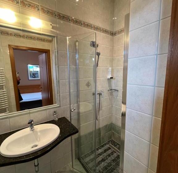 فندق Wagner Vendégudvar Panzió