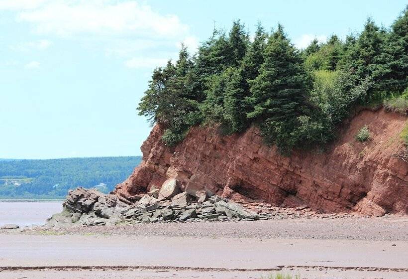 Maplehurst Manor Bed And Breakfast