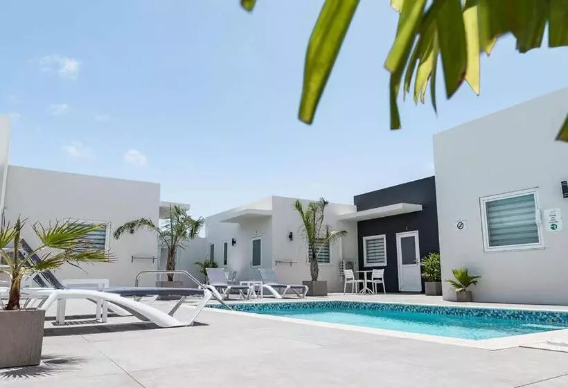 The Palm Leaf Apartments