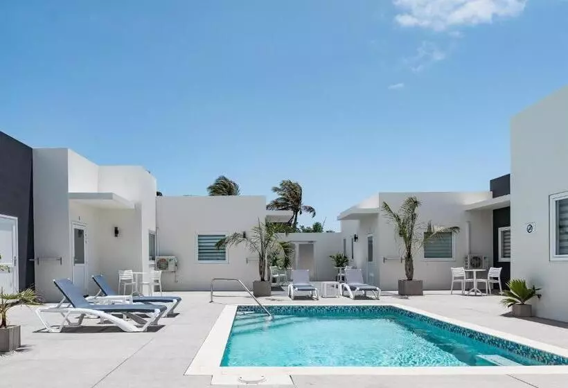 The Palm Leaf Apartments