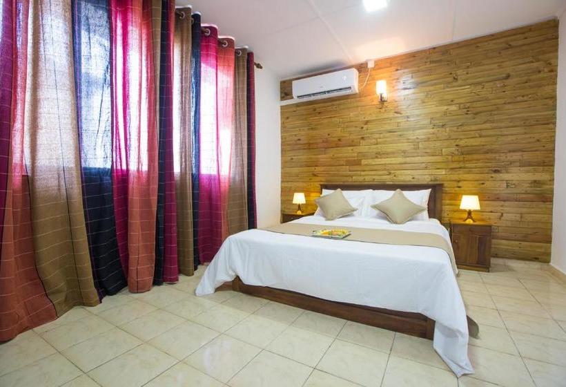 Hotel Maple Tree Residencies