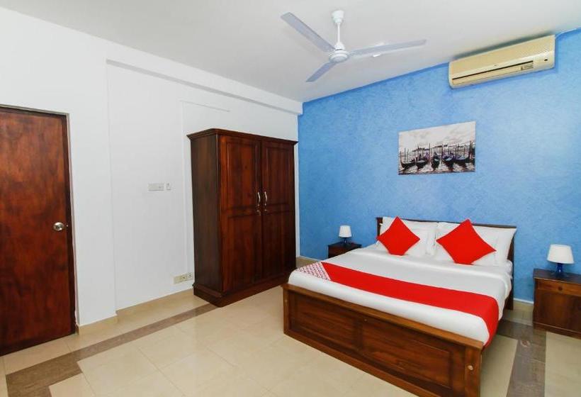 Hotel Maple Tree Residencies