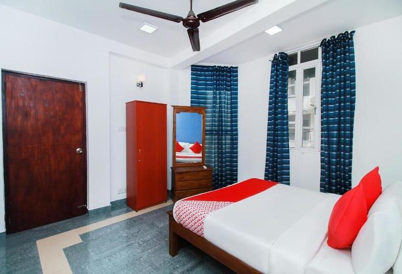 Hotel Maple Tree Residencies